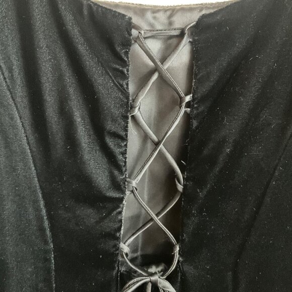 VTG Scott McClintock Small Black Velvet Gown Dress Back Lace-Up Back Goth Fairy - Picture 9 of 16